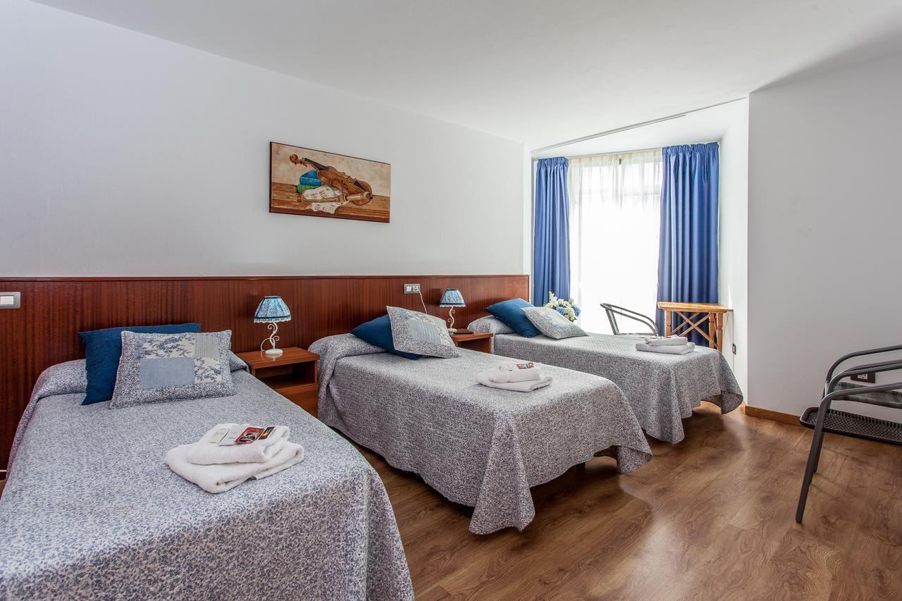 O Castelo Hotel Palas de Rei Bagian luar foto